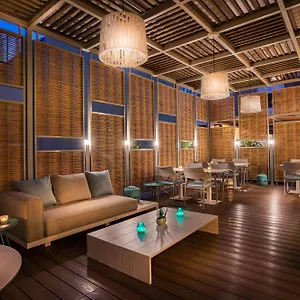 4* Отель Pirineos By Pierre &