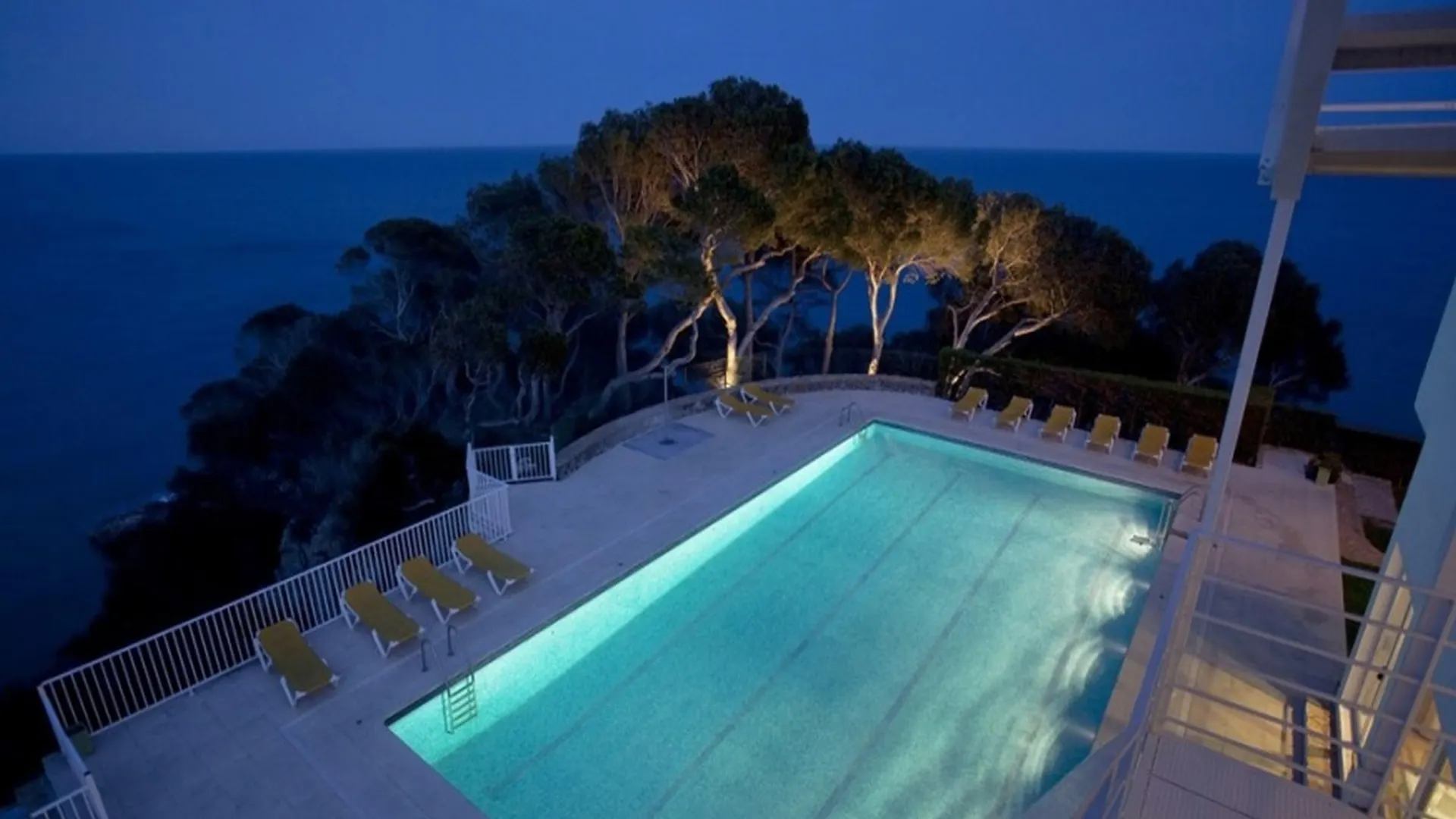 Parador De Aiguablava Fornells